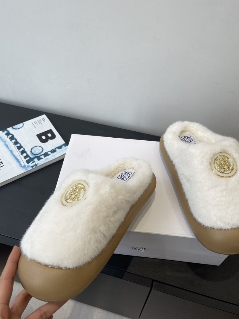 L0ew* slippers